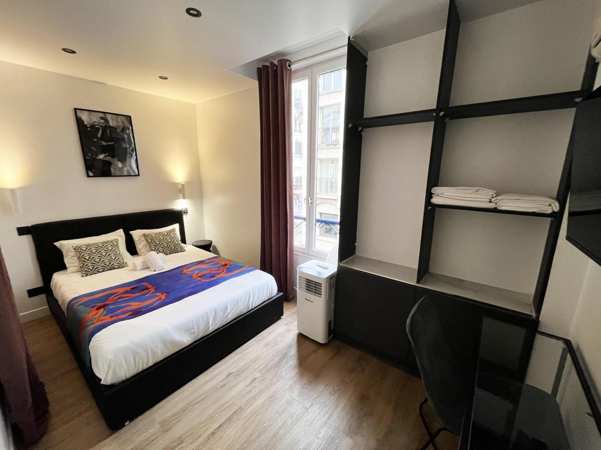 Urban Flat 172 - Pretty Flat Gaite Montparnasse Cinema * Parijs