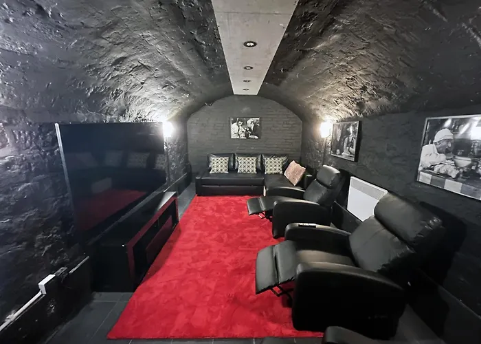 Urban Flat 172 - Pretty Flat Gaite Montparnasse Cinema